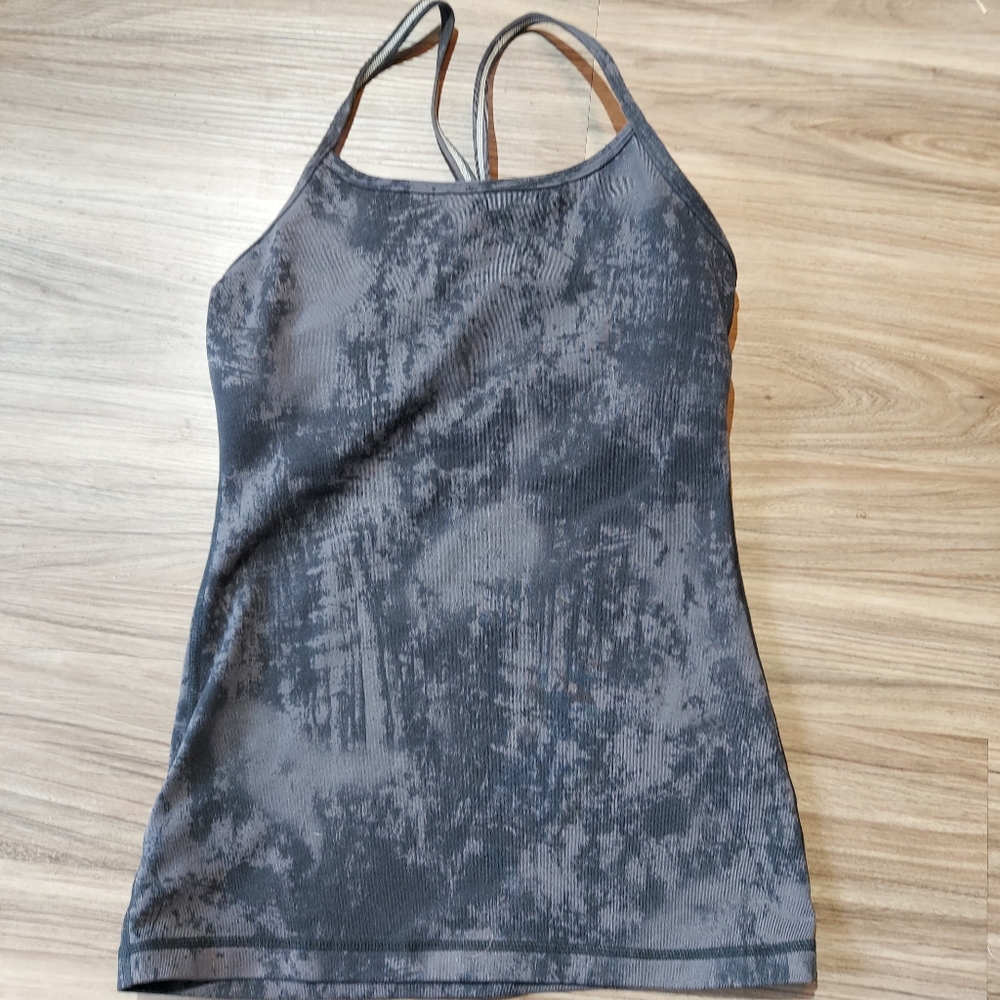 Lululemon tank top